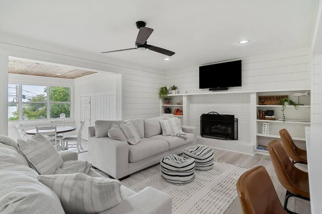 Lake Home, Dock, Fire Pit, Hot Tub, Game Room, Etc Winchester Extérieur photo